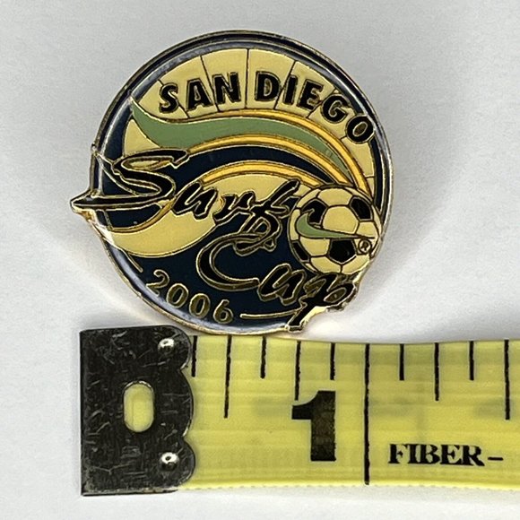 San Diego Surf Soccer Club Lapel Pin 2006 Tournament Youth Futbol - Picture 5 of 6